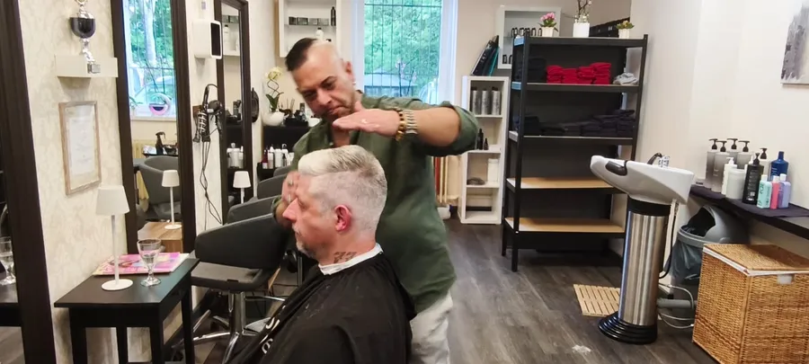 Frisur aus dem Hairlounge by S Style in Bad Homburg — Arbeit 7