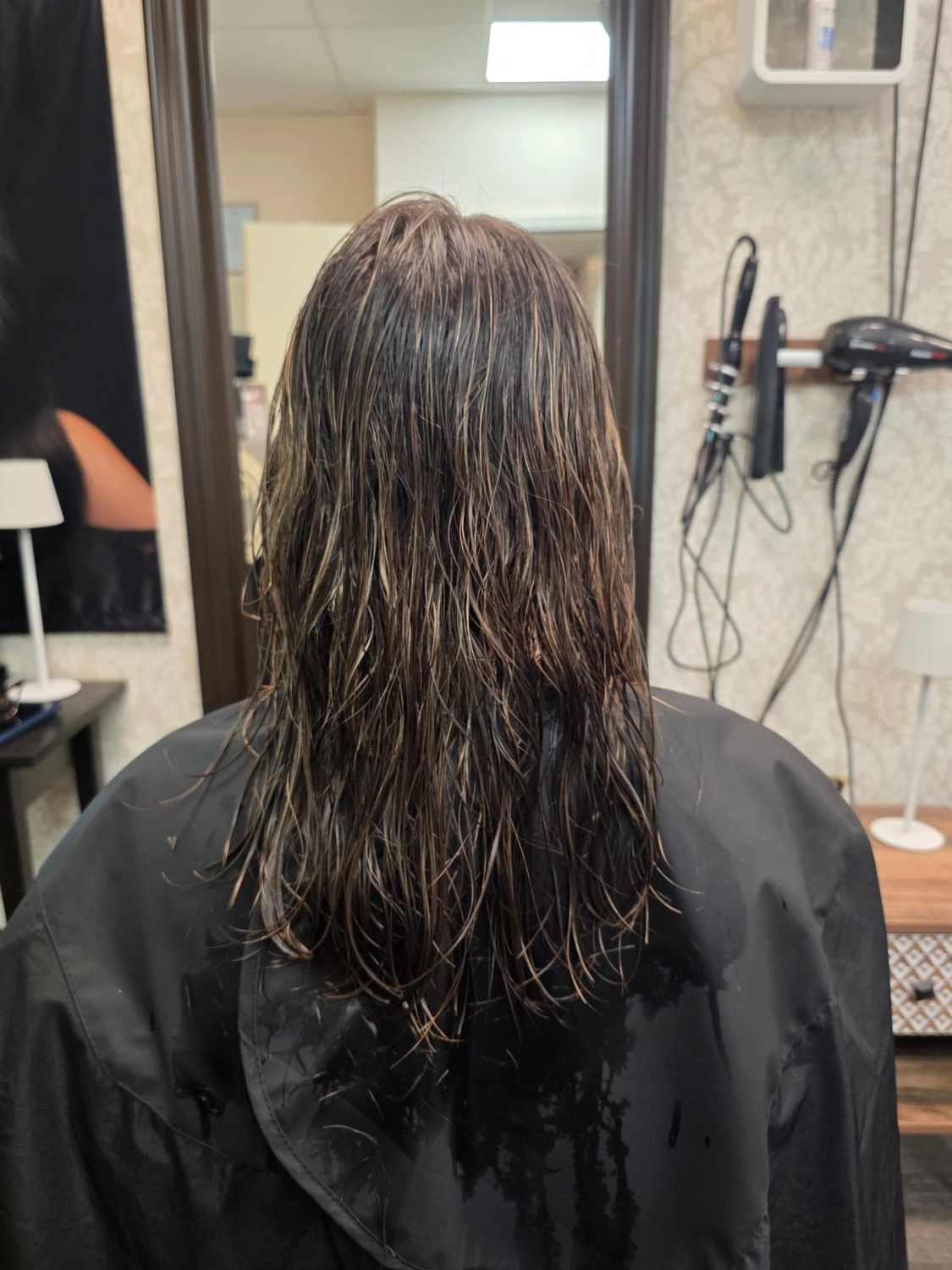 Hairlounge by S Style - Friseursalon - Haircuts Referenzbild
