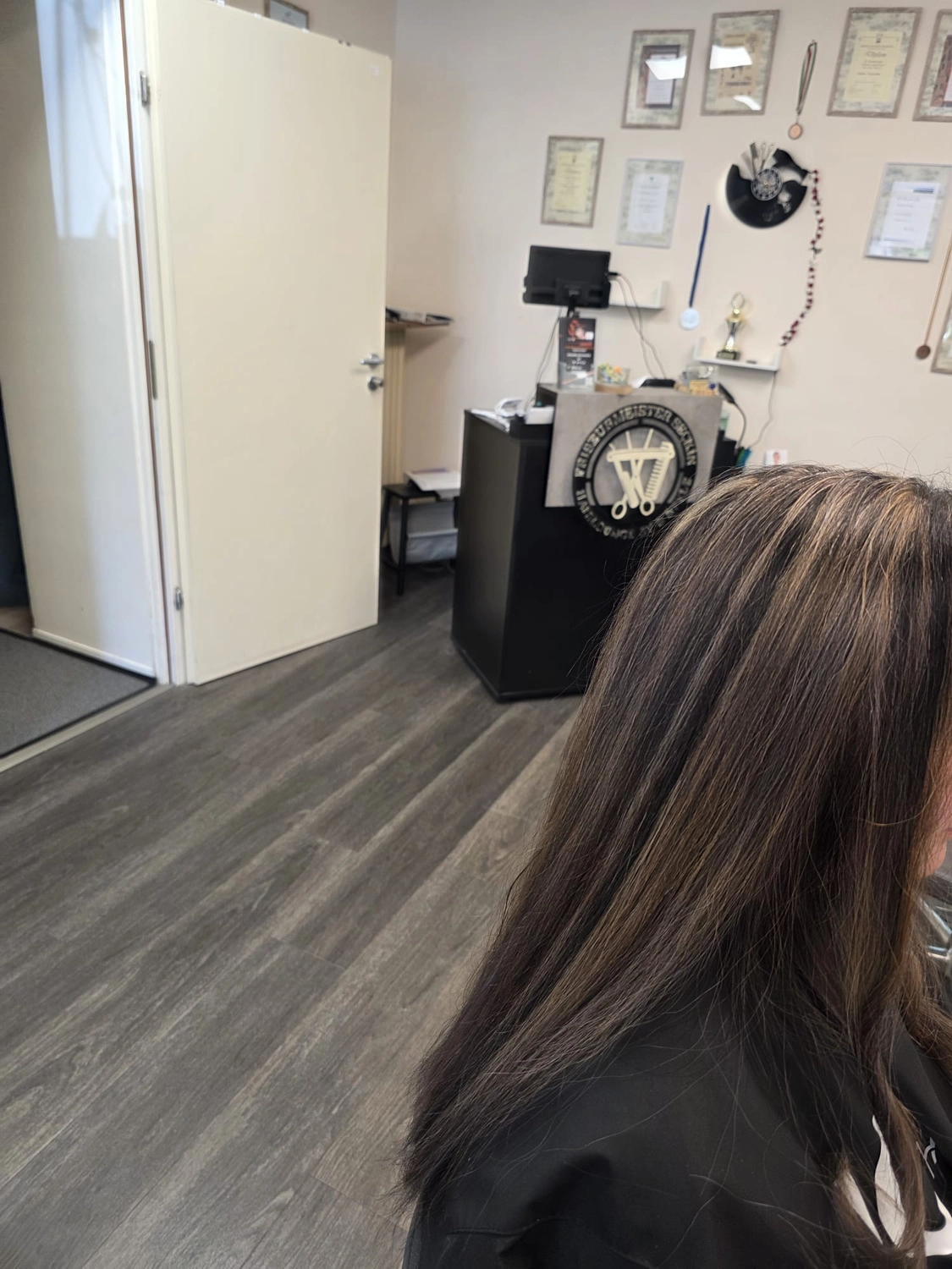Hairlounge by S Style - Friseursalon - Hair Colors Referenzbild